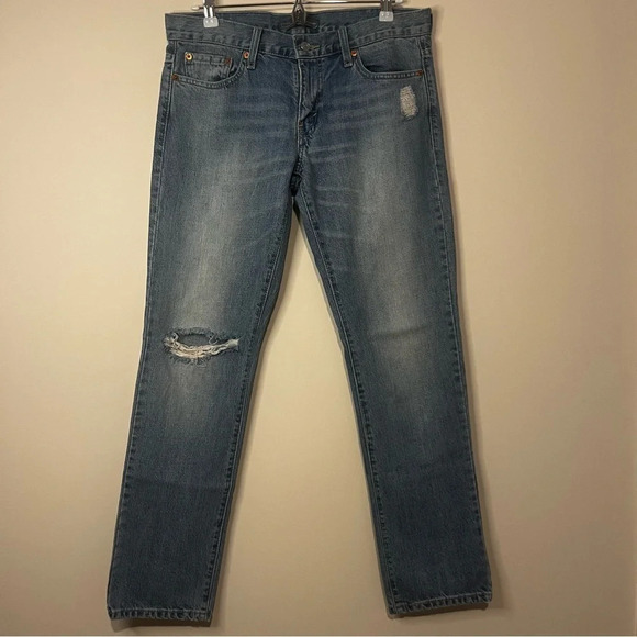 ☀️LEVI’S Boyfriend Distressed Light Wash Jeans - Picture 1 of 11